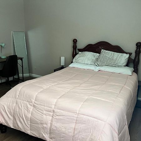 Serene 2Bed 1Bath Condo With Parking Fresno Exterior foto